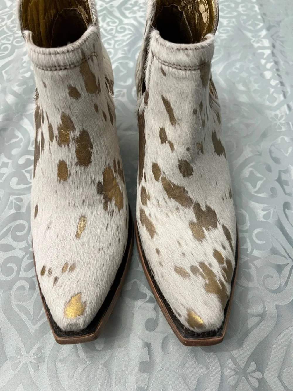Ariat Dixon Haircalf White Hair- gold Ankle western leather boots size 8.5 - Picture 11 of 11